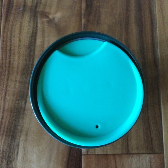 Starbucks 2019 Holiday Confetti Ceramic Travel Mug - Picture 3 of 7